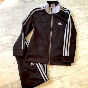 Boys size 6 Track suit.  Adidas, black.